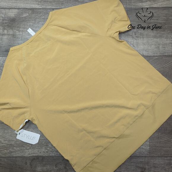 Stylus Short Sleeve Top Size S - Picture 5 of 5